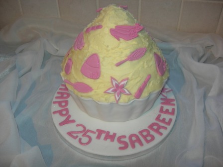 SATC giant cupcake