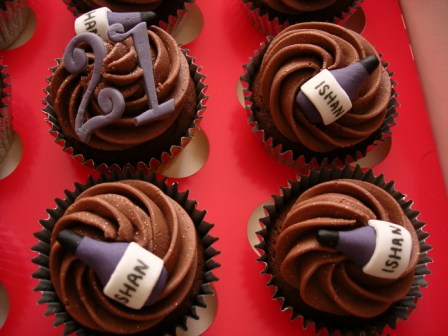 21st birthday cupcakes