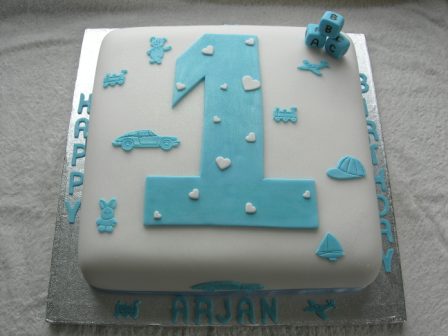 1st birthday cake