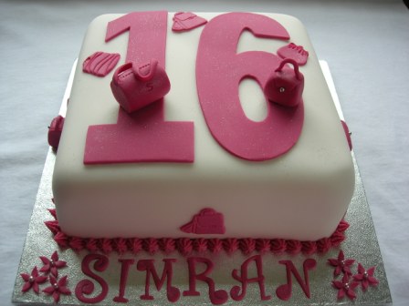 Sweet 16 handbag cake for Simran